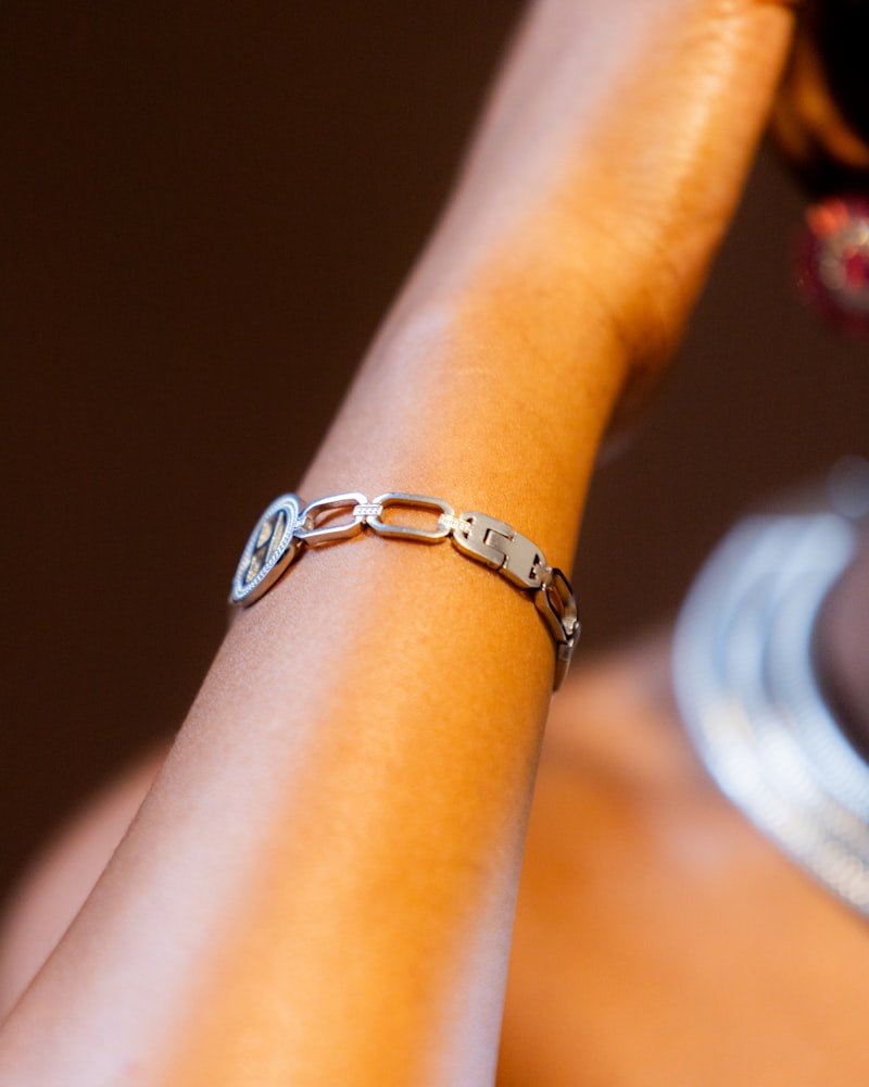 Pulseira Forte (Aço Inoxidável)